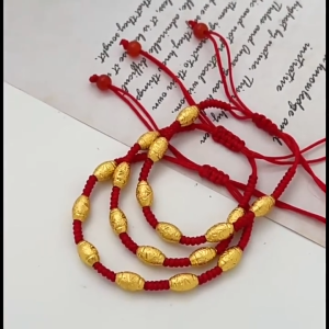 Lucky Red String Bracelet Fortune Beads Feng Shui Lucky Charm Adjustable Red Rope Bracelet Money Magnet Attraction Wealth Protection Amulet Jewelry Gift