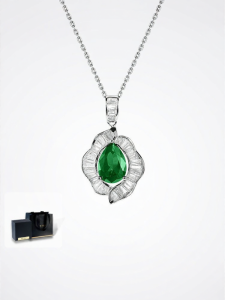 T&H | Luxury Senior & Teacher Gift Jade Necklace