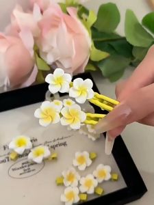 KUNOISE กิ๊บติดผมรูปดอกลีลาวดีสำหรับเด็กน่ารักมากกิ๊บหนีบผมกิ๊ฟติดผมอุปกรณ์เสริมผมเด็กสาวข้างสำหรับเด็กผู้หญิงไม่ทำร้ายปิ่นประดับผม