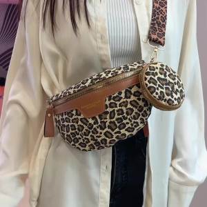 New Leopard Print Waist Bag Woman Chest Pack Coin Purse Casual Belt Bag Fashion Lady Fanny Pack Designer Shoulder Crossbody Bags