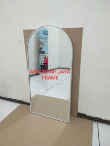 Cermin dinding oval/Cermin estetik/cermin wastafel/Cermin kamar mandi/Cermin wajah/Cermin full body/cermin rias