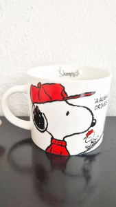 2015 Peanuts Worldwide LLC ceramic mug (Snoopy & Woodstock playing golf)