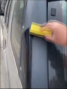 HEXMA  น้ำยาเคลือบเบาะรถ เหมาะสำหรับชิ้นส่วนพลาสติกทุกชนิด เครื่องหนัง สเปรย์เคลือบเงาเบาะหนัง เคลือบพลาสติกภายในรถ น้ำยาเคลือบเงาภายในรถ สเปรย์ ขัดพลาสติก ทำความสะอาดเครื่องหนังรถยนต์ ซักเบาะรถยนต์ น้ำยาฟอกเบาะรถ น้ำยาเคลือบพลาสติก น้ำยาขัดเงารถ 120ml