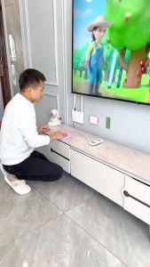 KUKE Holder Stop Kontak Colokan Listrik Tempel Dinding & Fixator Socket Stop Kontak