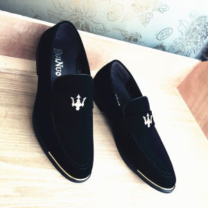 Giày Da Thường Ngày Đa Năng Cho Nam Giày Công Sở Mũi Nhọn Phong Cách Hàn Quốc Giày Bốt Mùa Thu Nhẹ Bằng Cao Su