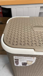 Large Capacity Rattan Laundry Basket with Wheels and Lid Clothes Hamper Storage Organizer for Home