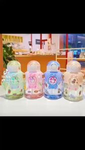 Bình nước Charm gấu dâu LOSTO 600ml trong suốt họa tiết dễ thương cho bé gái đi học