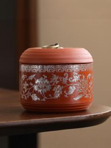 Small Ceramic Purple Clay Puer Tea Storage Canister Sealed Vintage Chinese Style Tea Leaf Container Handmade Dehua Origin