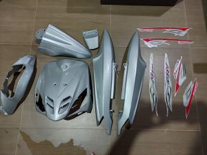 bodi belakang mio sporty mio lama set panel slebor depan batok depan plus stiker