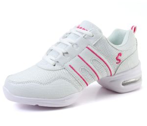 Sepatu dansa Wanita Sepatu siswa Sepatu Sneakers Wanita Bahan Gaya Modern Breathable Lembut Untuk Dansa Jazz yang anti selip women shoes