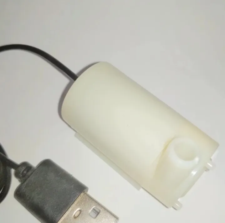 Pompa%20Air%20Celup%20USB%20A6%20DC%20Mini%20Aquarium%20Hidroponik%20Submersible%20Pump%20-%20Image%206