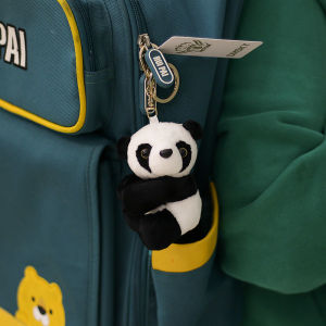 ของเล่นตุ๊กตาแท้หมีแพนด้าตําแหน่งนั่งตุ๊กตาตุ๊กตากระเป๋าเป้สะพายหลังจี้กระเป๋าตกแต่งของเล่นเด็ก