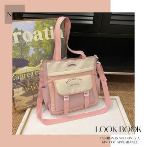 PiShops .พร้อมส่งสุดๆ กระเป๋าแฟชั่นงามสะพายข้างสำหรับสาวๆ รุ่นนี้ดีไซน์ดี มีหลายช่อง งานสีทูโทนสวยมาก เป็นไอเทมที่ควรมีติดบ้านไว้ สนใจกดสั่งในตะกร้าจ้า