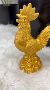 ไก่ทองมงคลเสริมทรัพย์ เสริมดวงทำมาหากินคล่อง เสริมฮวงจุ้ย ด้านเงินทองและโชคลาภให้พอกพูน