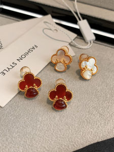 Retro Style Red Agate White Mother-of-Pearl New Year Ear Jewelry Womens Pure Silver Earring Pearl Studs Lucky Dragon Year