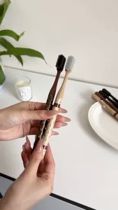 LuckyLife แปรงสีฟันขนนุ่ม 1เซ็ต6ชิ้นพร้อมกล่อง แปรงสีฟันลายคลาสสิค บาง0.01มม.