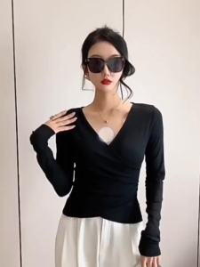 SKINOFSKIN | V-Neck Shaping Sportswear