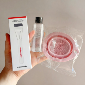Streak-Free Translucent Makeup Brush