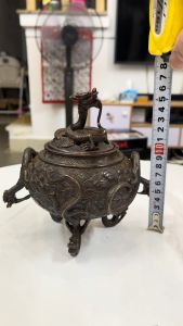 Lư xông trầm rồng bằng đồng màu nâu cao 16cm rộng 15cm nặng gần 1kg