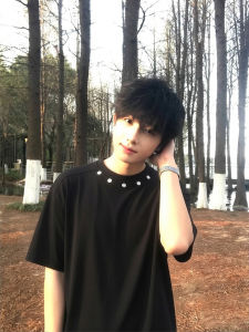 ZHUOCAN | High-end Rebel Style Small Collar Regular Fit Black Stud T-Shirt