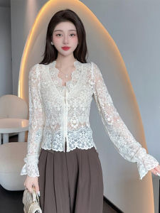 Retro V-neck Womens Lace Shirt Casual Loose Slimming Base Layer Top Spring Autumn New Design Sensation Versatile Bottom Shirt