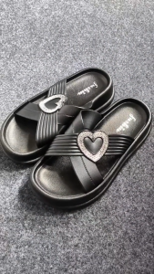 Sandal Selop Jelly Wanita Import Fushin Tali Silang Motif Love 2302-2H