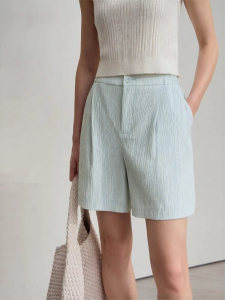 AMII | Minimalist Workwear Loose Fitting Shorts