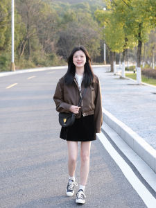 Brown Short Leather Jacket Womens 2024 New Autumn Fashion Hong Kong Style PU Coat Zipper Style Slim Fit Long Sleeve Polo Collar