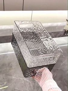 Dụng cụ đựng vật dụng mỹ phẩm trong suốt