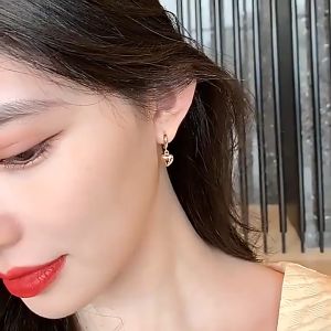 hikaw 18k saudi gold original earrings Smooth gold small peach heart ear buckle for women earrings hypoallergenic non tarnish dangling