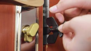 Portable Door Lock Security Hotel Home Door Lock Self-Defense Privacy Travel Mini Hardware Door Lock Additional Safety