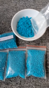 NPK 30-10-10loại 5 túi nhỏ kích thích cây trồng sinh trưởng tốt thúc đẩy đâm chồi đẻ nhánh nhanh sử dụng an toàn