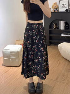 AIYITI | Large Size High Waist Flattering A-Line Skirt Medium Length