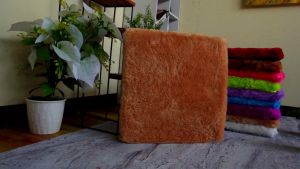 Alas Duduk Bulat ANTI SLIP bulu rasfur SUPER Diameter40cm isi busa 5cm LP