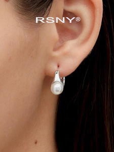 New RSNY Irregular Pearl Earrings Womens Luxury Design Simple Fashion Stud Earrings Jewelry Fresh out Winter 2024 Alloy Plated Silver Gold