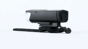 เป็นไฟหน้าจักรยาน LED ชาร์จไฟ ชุด USB ที่พัฒนาด้วยความสามารถ โดยใช้เครื่องมือที่สามารถใช้งานได้ง่าย พร้อมการนำไฟฉายเตือนความปลอดภัยในการขี่จักรย