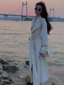 Casual White Coat Jacket Womens Autumn New Style Popular Beautiful Small Size Midi Length European Goods Top Elegant Brides