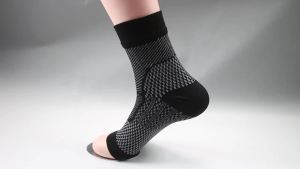 1Pair Ankle Brace Compression Sleeve - Plantar Fasciitis SockFoot Arch Support& Heel Spur Pain.Injury Recovery Braces for Sport