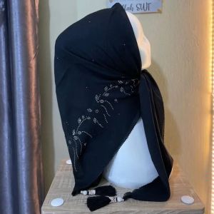 HIJAB SEGIEMPAT PAYET BUTIK JAMBUL SWAROVSKI/ JILBAB SEGI EMPAT POTTON STAR PREMIUM ANTI LETOI SIZE 110CM×110CM