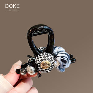 Elegant Medium Size Hair Claw Clip Womens New Style Half Updo Shark Clamp Headwear Floral Design Durable Hair Accessories