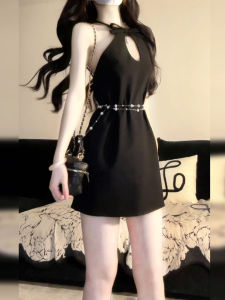 Y6Y | ชุดเดรสสายเดี่ยวสีดำคอวีเอวสูงกระโปรงสั้นฤดูร้อน 2025 ชุดเดรสผู้หญิงแขนกุดสไตล์ญี่ปุ่นหวาน