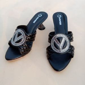SANDAL wanita terbaru