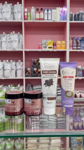 Tuýp gel tẩy tế bào chết FACEPLUS