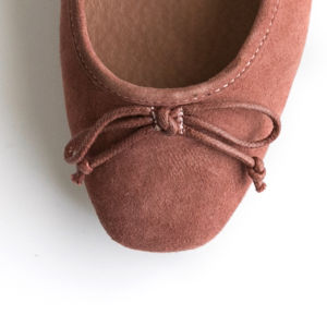 Qingyi Handmade Soft Sheepskin Flat Ballet Slippers for Women Ultra-Soft Butterfly Knot Casual Daily Balance Slippers