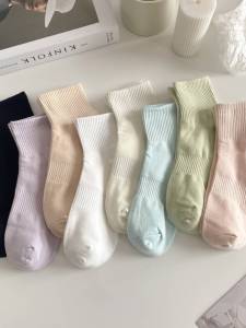 Summer Solid Color Short Sports Socks for Women Cotton Student Uniform Colored Short Socks Spring Summer Mid-Calf Sports Socks