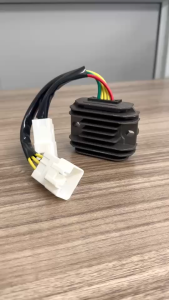 แผ่นชาร์จ VESPA S125 S150 LX LXV GTS150 (รุ่น3วาล์ว) แผ่นชาร์ตไฟ เวสป้า 3V แผ่นชาร์จไฟเวสป้า เรกกูเรเตอร์ แผ่นชาร์จ เวสป้า เกรดโรงงาน