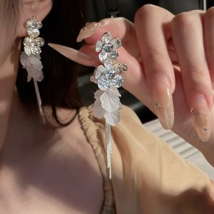 ต่างหูรูปเปลือกหอยเงินสไตล์วิเศษสำหรับผู้หญิง ต่างหูรูปดอกไม้สุดหรูหราสำหรับวันหยุดชายหาด ต่างหูสุดหรูหรา