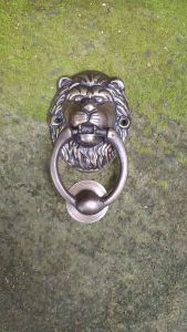 Ketukan Pintu Kuningan Antik Motif Singa Kecil