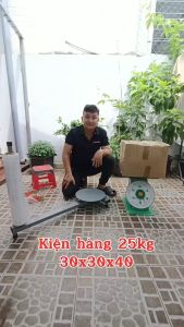 Dụng cụ quấn màng pe quấn được hộp kích thước 80cm quấn được chống sốc bàn xoay giúp đóng gói hàng hóa nhanh chóng nhẹ nhàng. Chịu tải lên tới 100kg