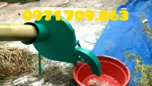 Máy băm chuối phụt ngang